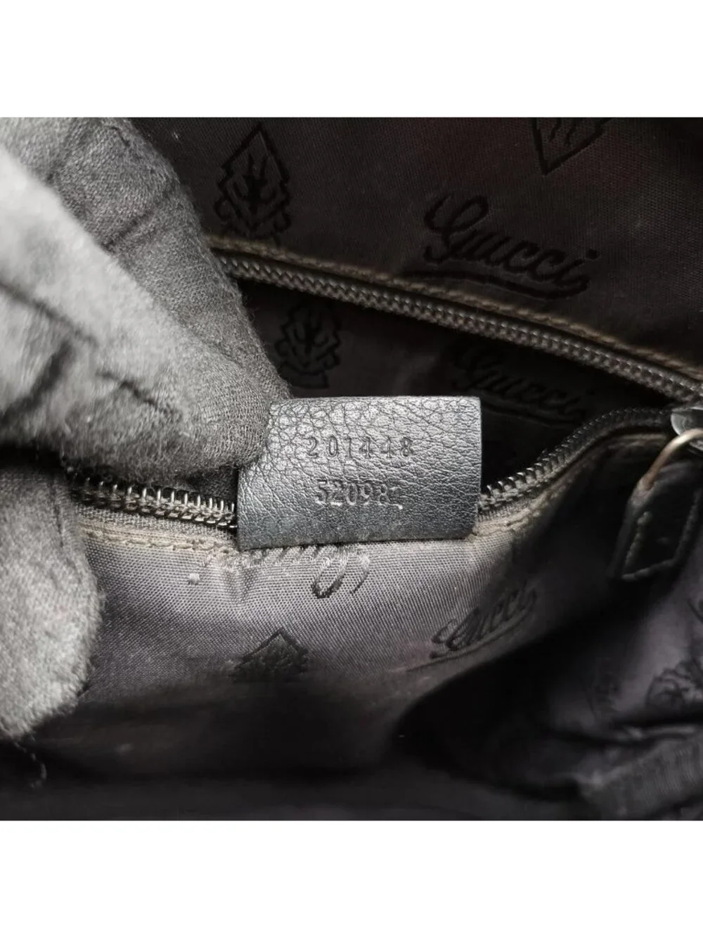 Gucci GG Supreme Messenger Black Leather